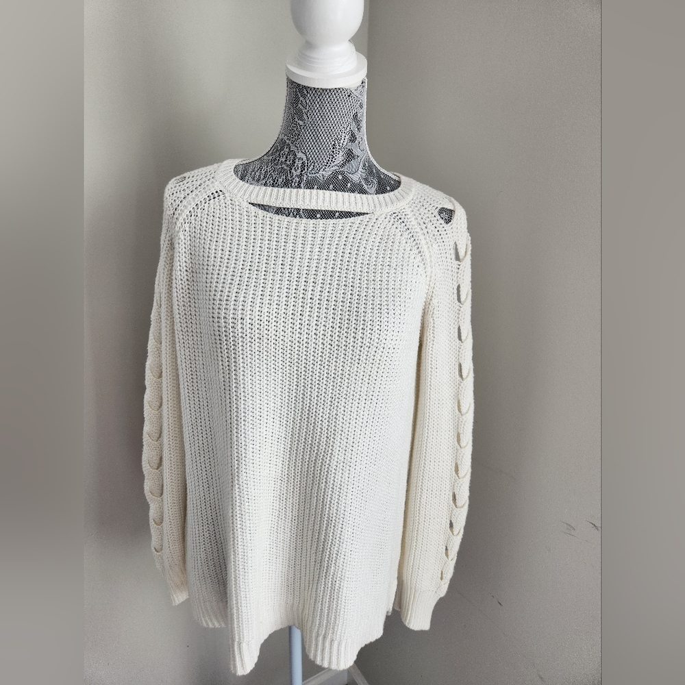 Altar'd State Sweater - Picture 9 of 9